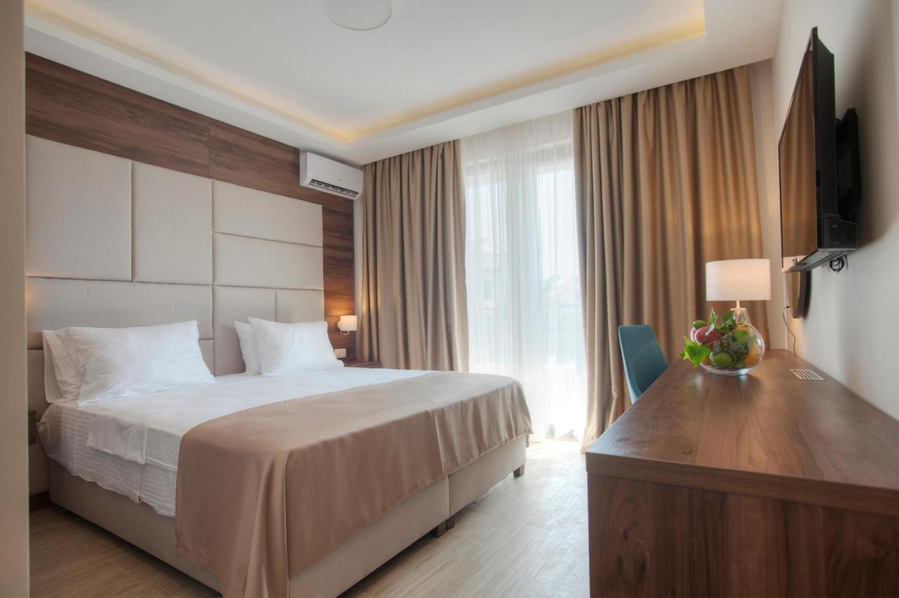 Hotel Twelve Budva Exterior foto