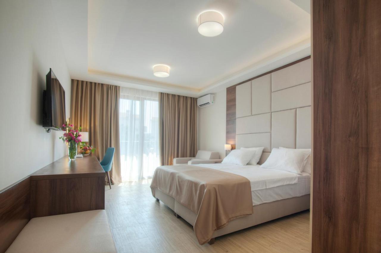 Hotel Twelve Budva Exterior foto